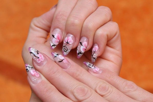 Маникюр: курсы + практика "наращивание ногтей и nail дизайн"