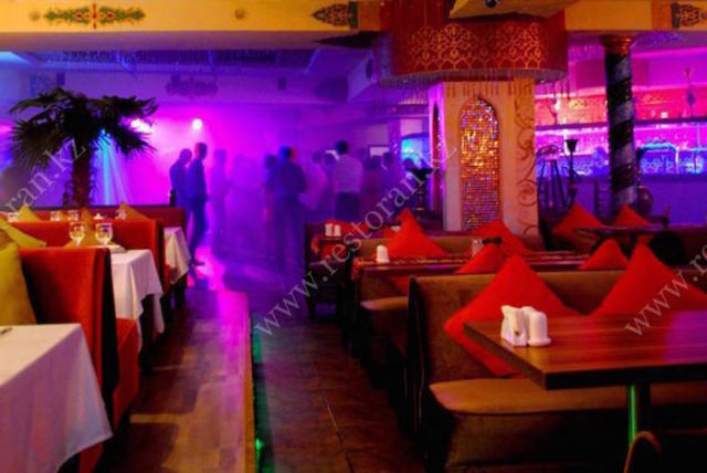Lounge bar and Karaoke "AL QASR"