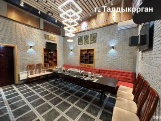 Ресторан "АПРИОРИ"